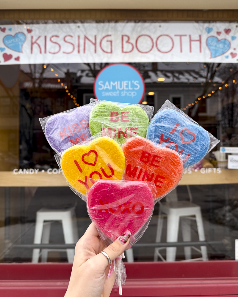 Cupid’s Deluxe Candy Feast